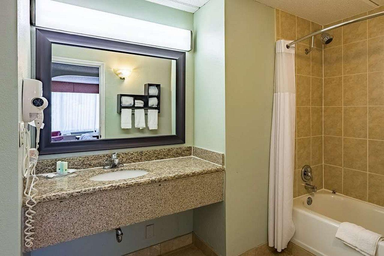 Quality Inn Columbus Near Fort Benning Luaran gambar