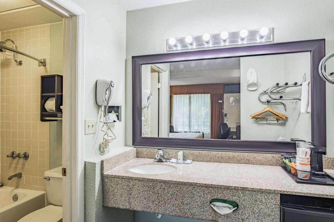 Quality Inn Columbus Near Fort Benning Luaran gambar